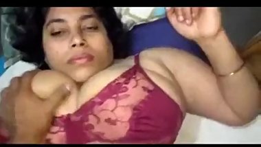 Desi hindi sex dehli bhabi ko chod raha dewar