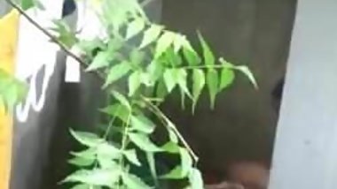 Big boobs Desi bhabhi nude bathing neighbor boy caught