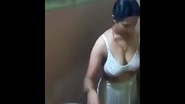 Kolkata Aunty naked