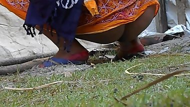 DESI PISS