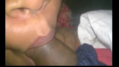 Desi lady gulping coco and drinking all the juice pt1