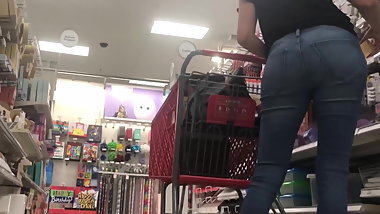 Skinny Fit Desi Booty Candid
