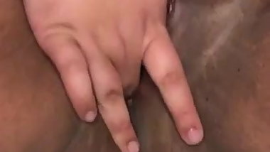 Desi MILF fingering her wet pussy