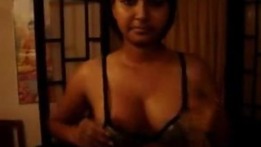Sweet Looking Desi Girl Fucked By Her BF