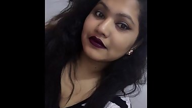 Bangladeshi Lady's Beautiful Photo Transaction