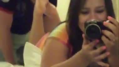 desi arab gf feet licking