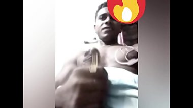 Indian boy engage in doing sex chat with another boy
